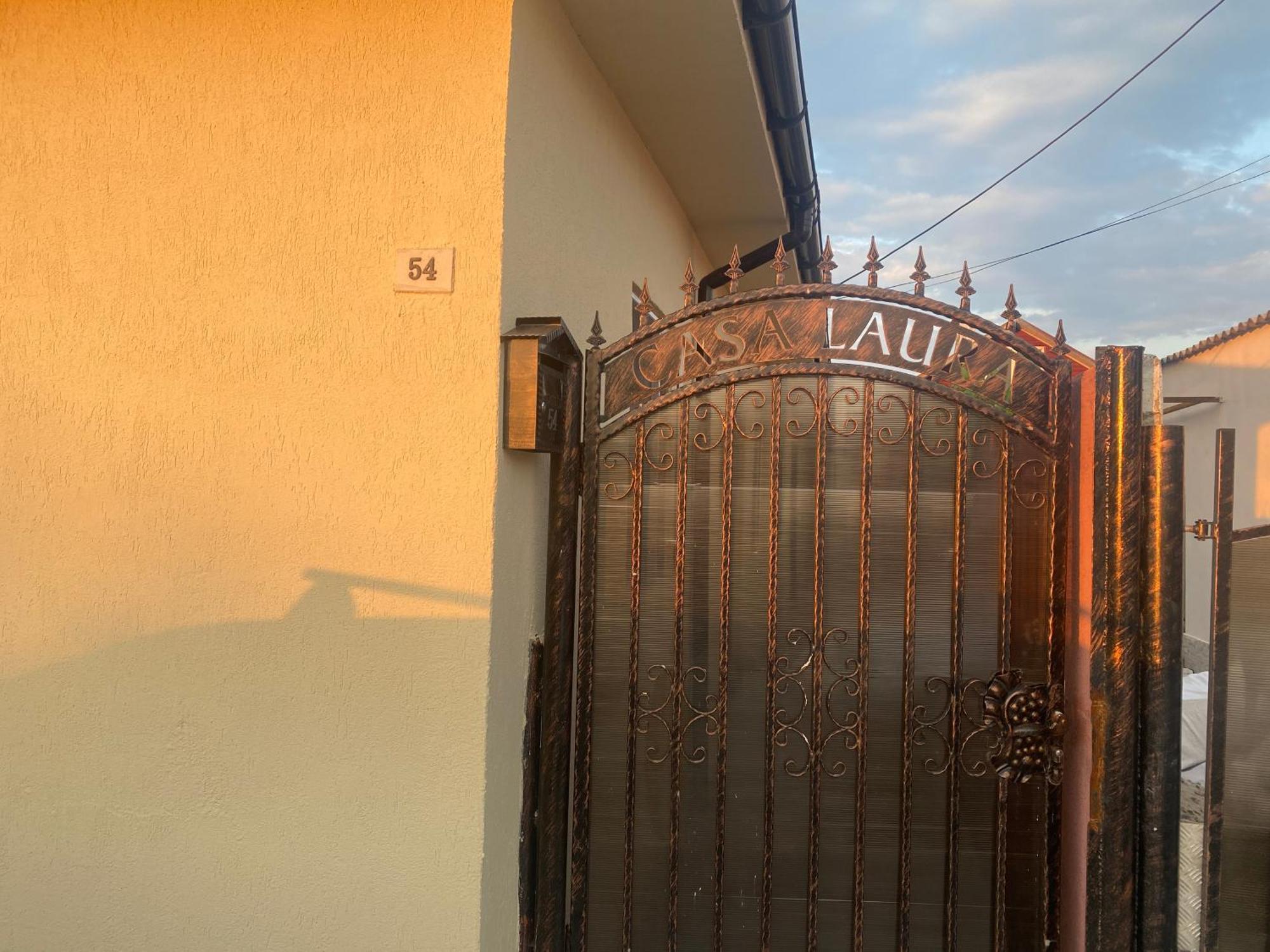 Гостьовий будинок Casa Laura Корбу Екстер'єр фото